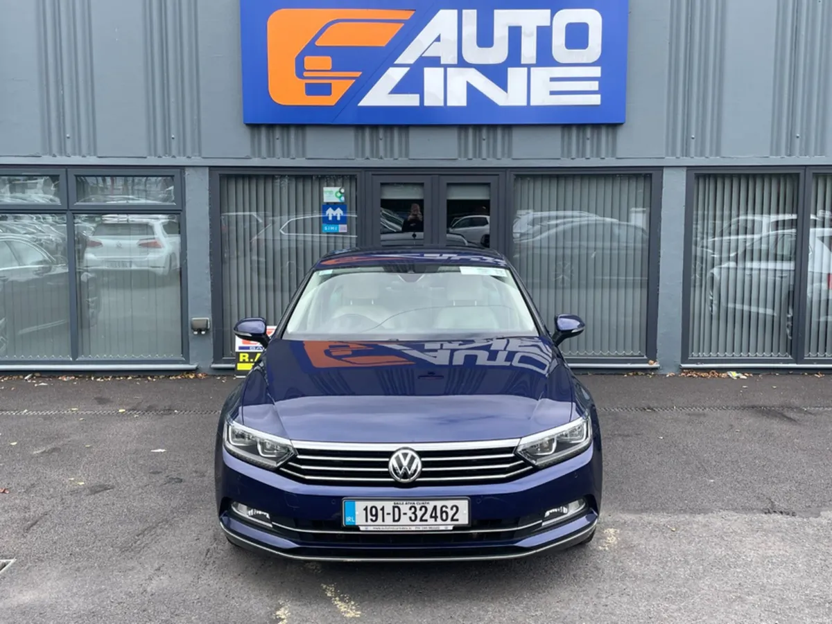 Volkswagen Passat HIGHLINE 2.0 TDI MANUAL 6SPEED F - Image 2