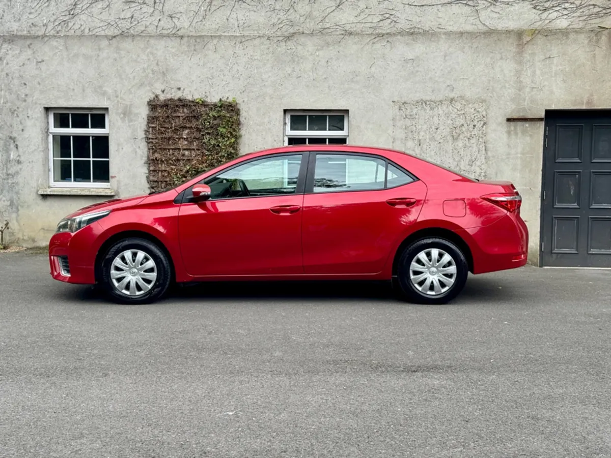 Toyota Corolla 1.33 TERRA 4DR - Image 5