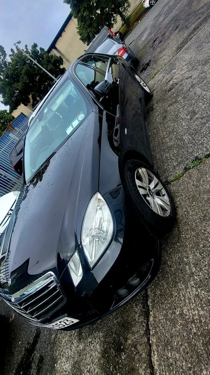 Mercedes-Benz E-Class 2011.     (Gearbox issue) - Image 1