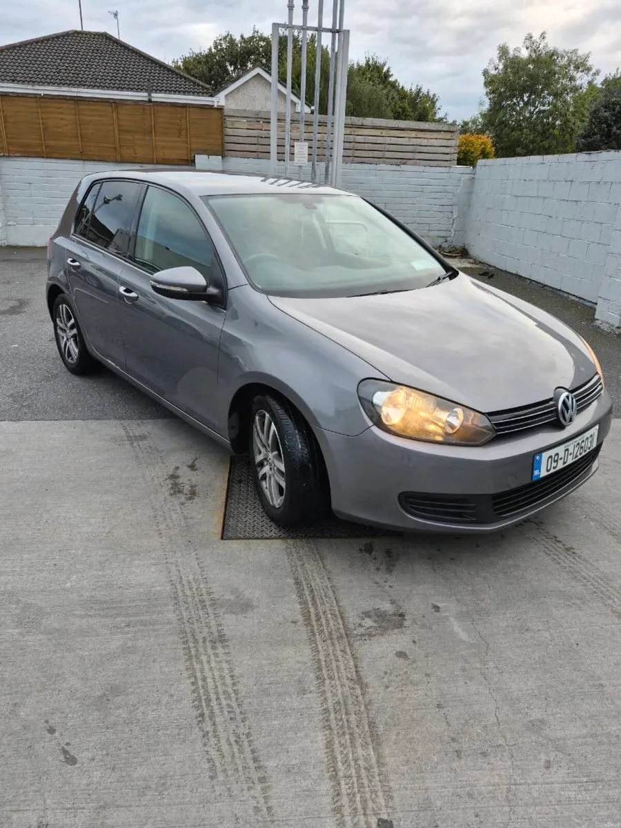Vw golf automatic - Image 1