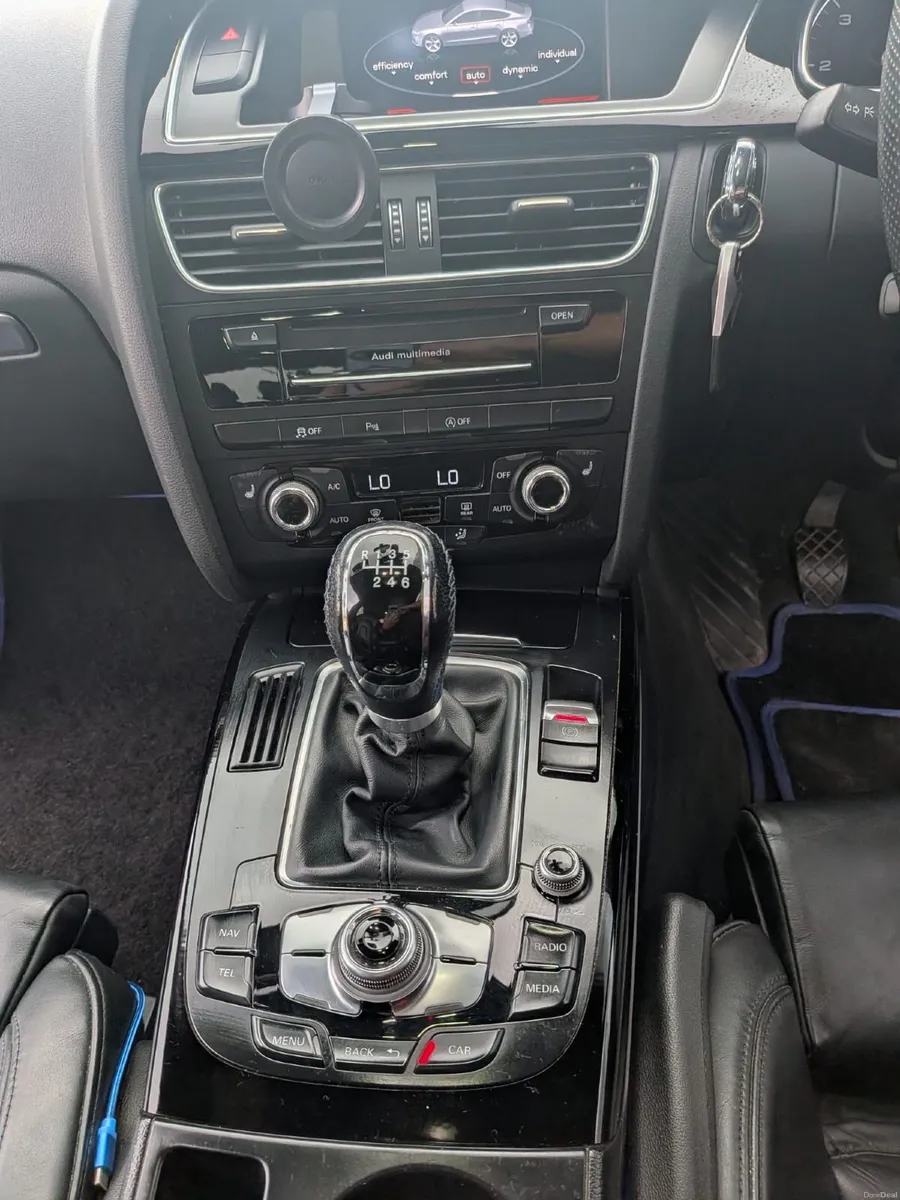 Audi A5 S line black edition 2.0 tdi 190hp - Image 6