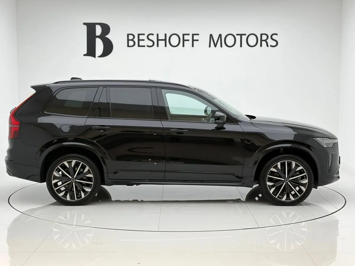 Volvo XC90 T8 ULTRA DARK=BLONDE INTERIOR//HUGE SPE - Image 6