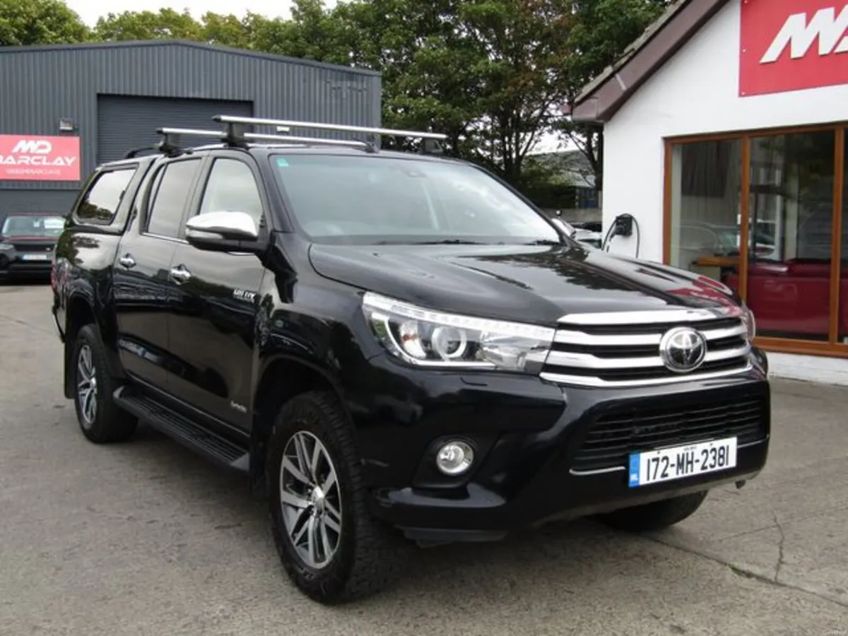 Toyota Hilux 2.4 D4D Invincible 4WD D/C 4DR - Image 1