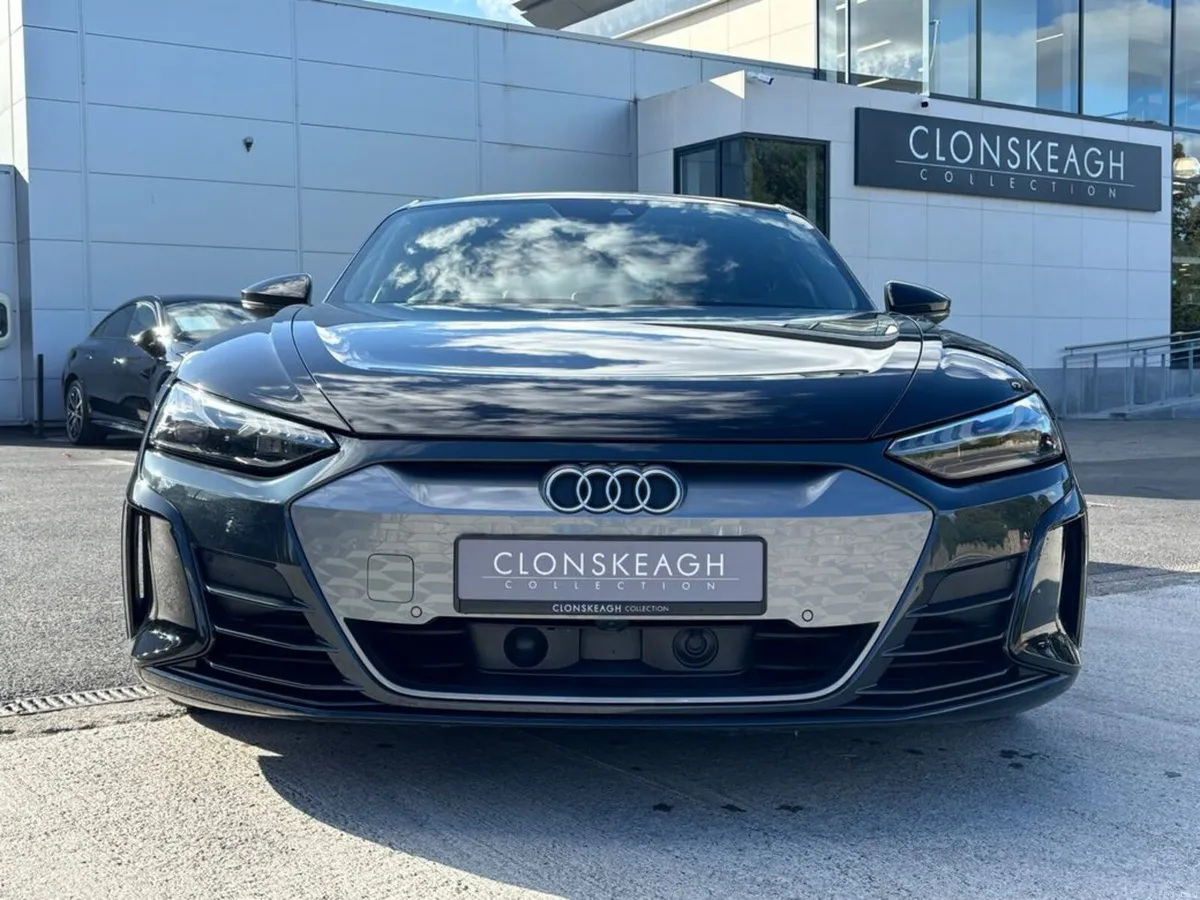 Audi e-tron GT QUATTRO - Image 3