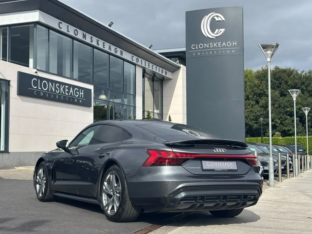 Audi e-tron GT QUATTRO - Image 5