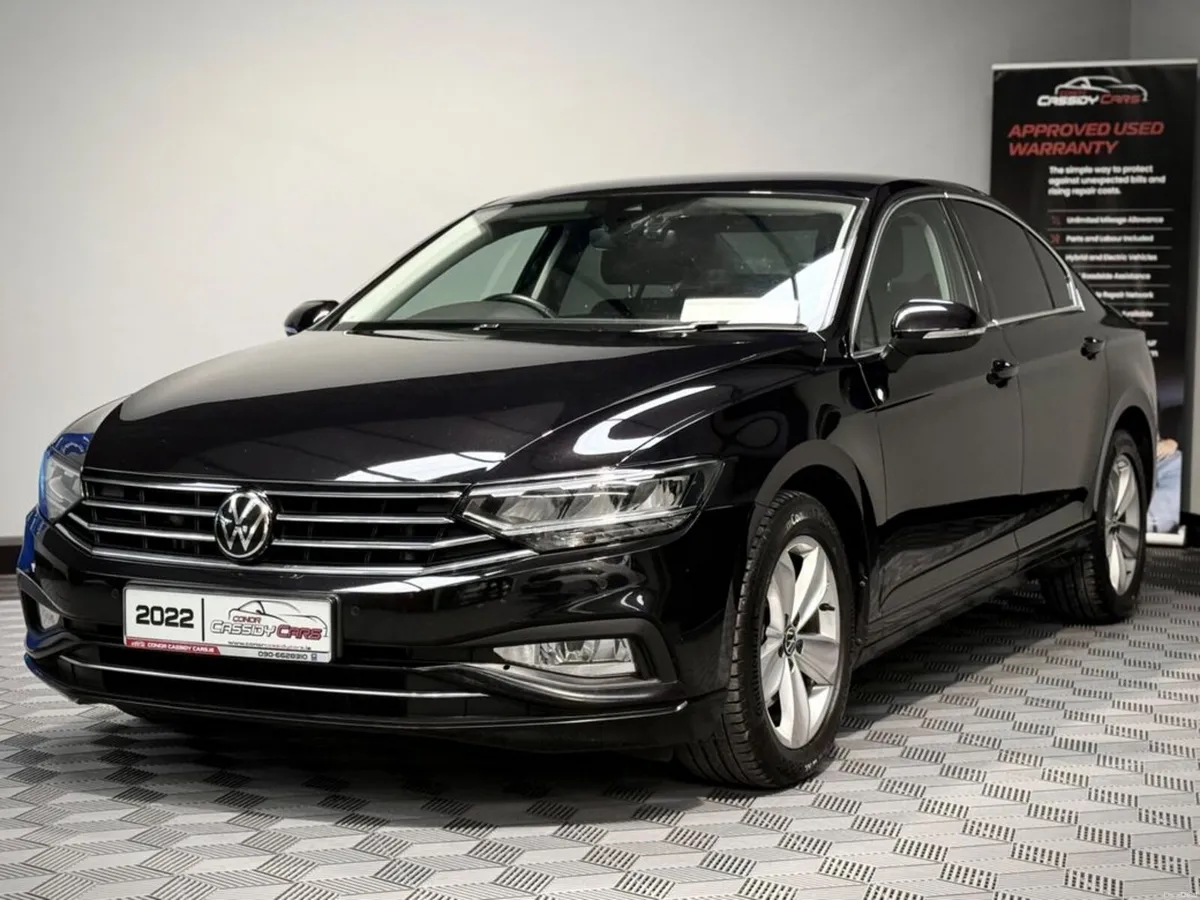 Volkswagen Passat SE NAV TDI DSG // AUTOMATIC // F - Image 4
