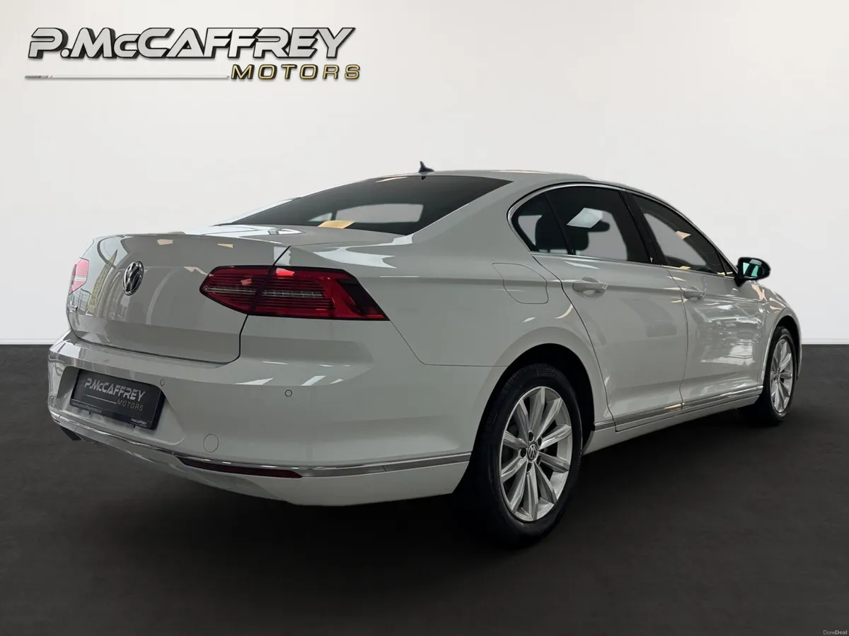 2018 VOLKSWAGEN PASSAT 2.0 TDI HIGHLINE DSG AUTO - Image 5