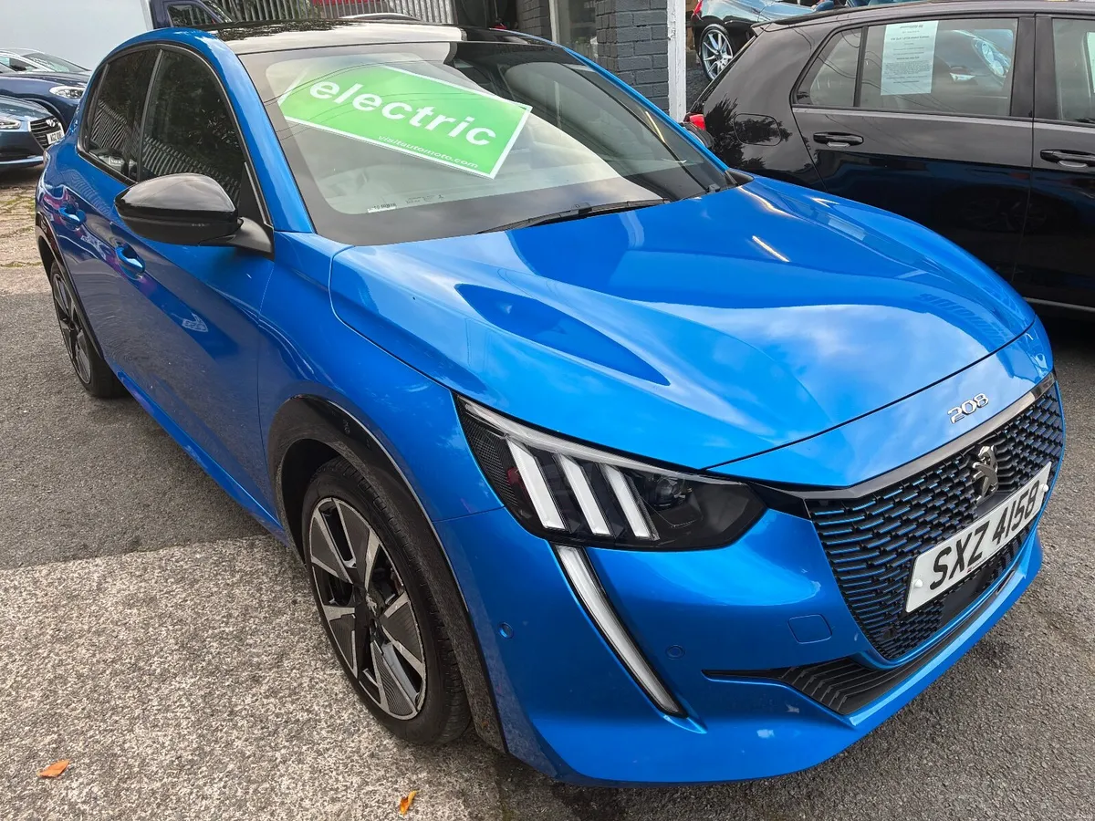 Peugeot E-208 50kWh GT Auto 5dr (11kW Charger) - Image 5