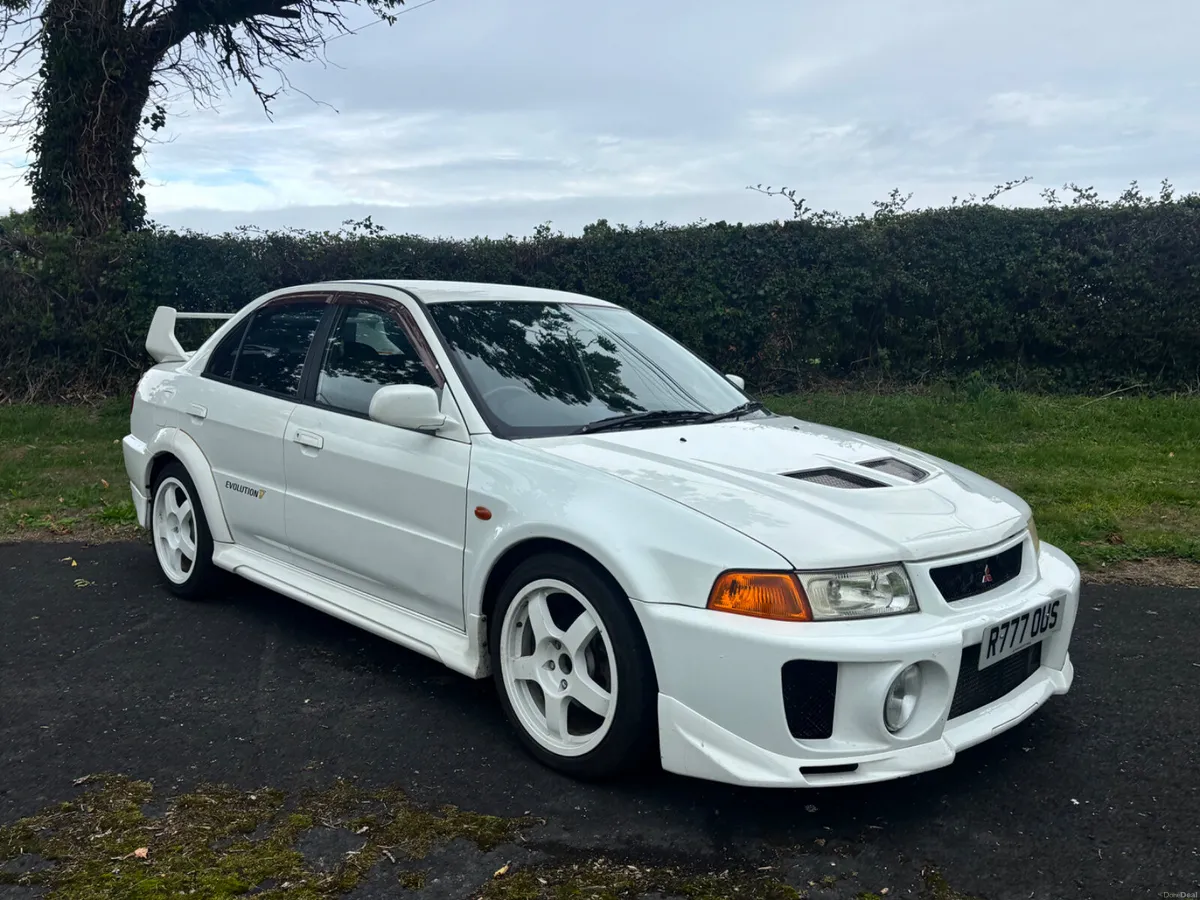 1998 MITSUBISHI LANCER EVO 5 - Image 1