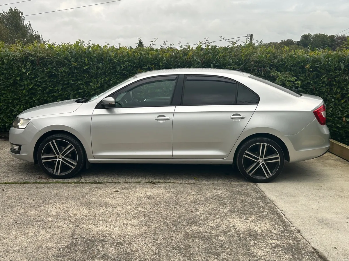 Skoda Rapid Ambition - Image 2