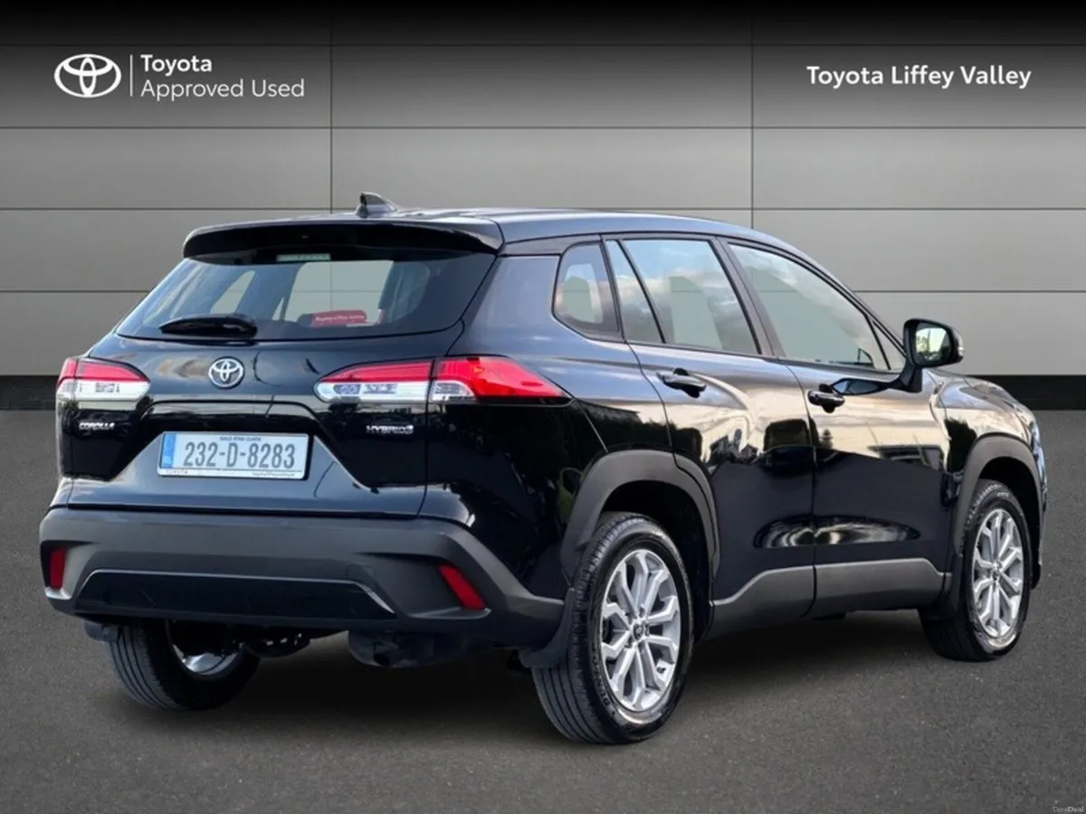 Toyota Corolla Cross CROSS LUNA 1.8 4DR AUTO - Image 2