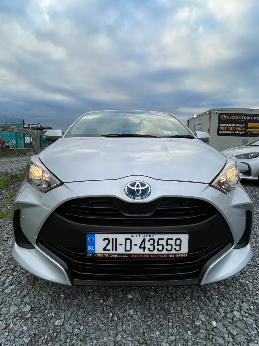 Toyota Yaris 2021 Hybrid Automatic - Image 2