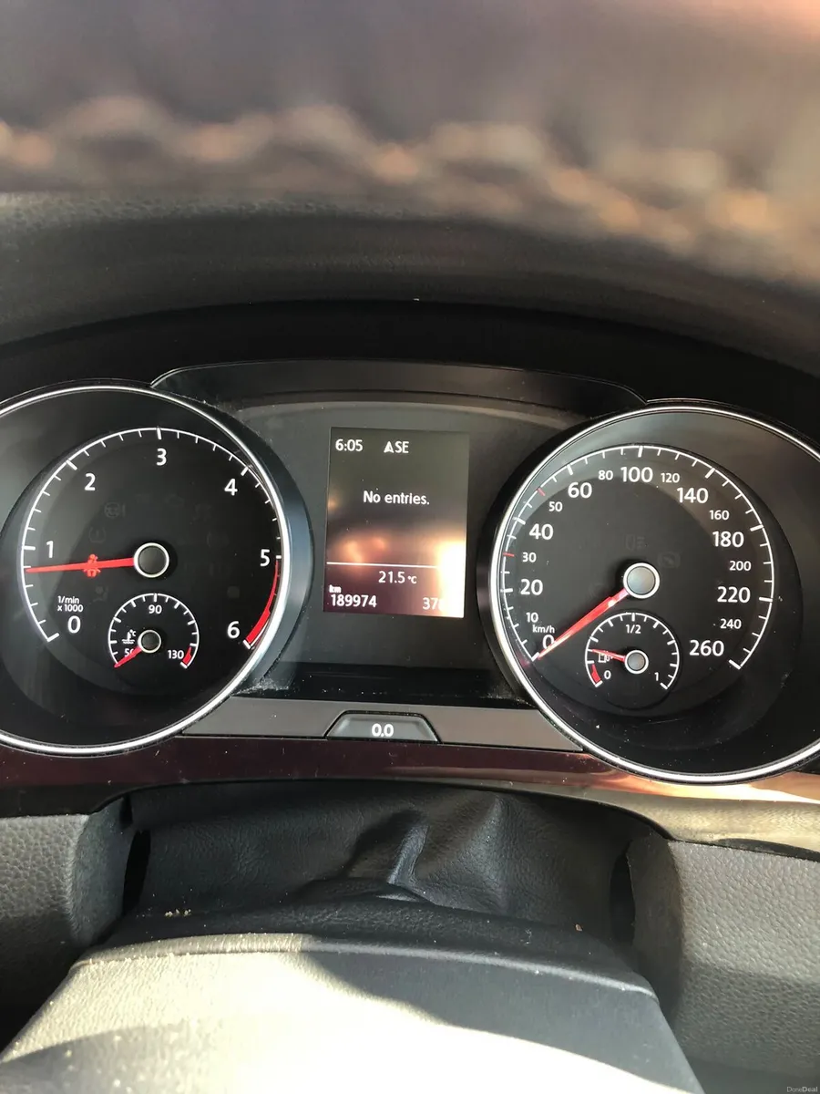 car - Image 5