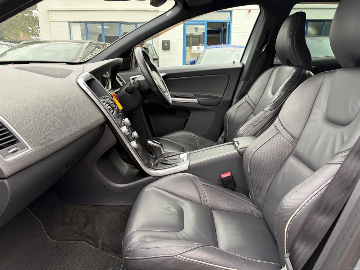 2016 Volvo XC60 D4 R-Design Lux Nav Automatic - Image 4