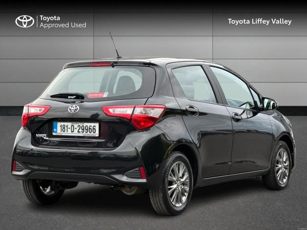 Toyota Yaris YARIS 1.0 LUNA - Image 2