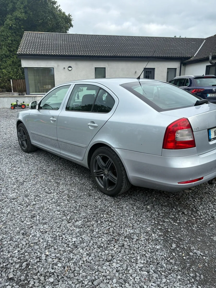 2010 Skoda Octavia - Image 4