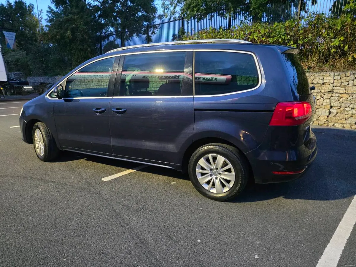 VOLKSWAGEN Sharan Automatic  7-Seater - Image 3