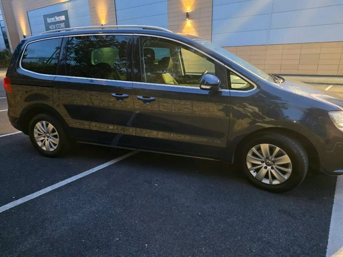 VOLKSWAGEN Sharan Automatic  7-Seater - Image 5
