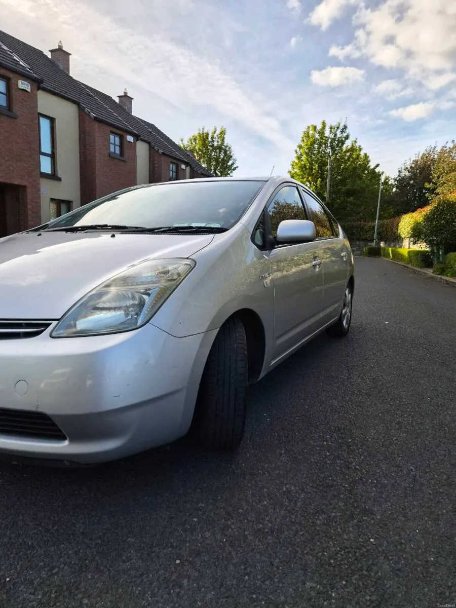 Toyota Prius 2007 - Image 2