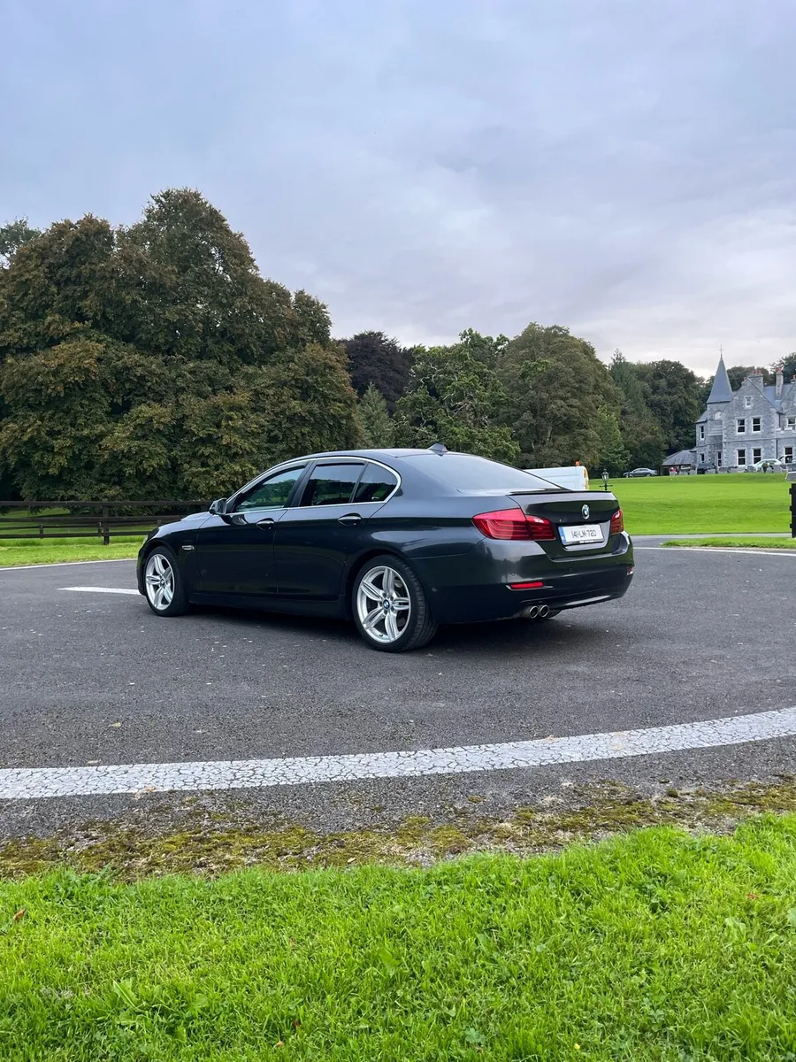 BMW 5 series F10 - Image 4