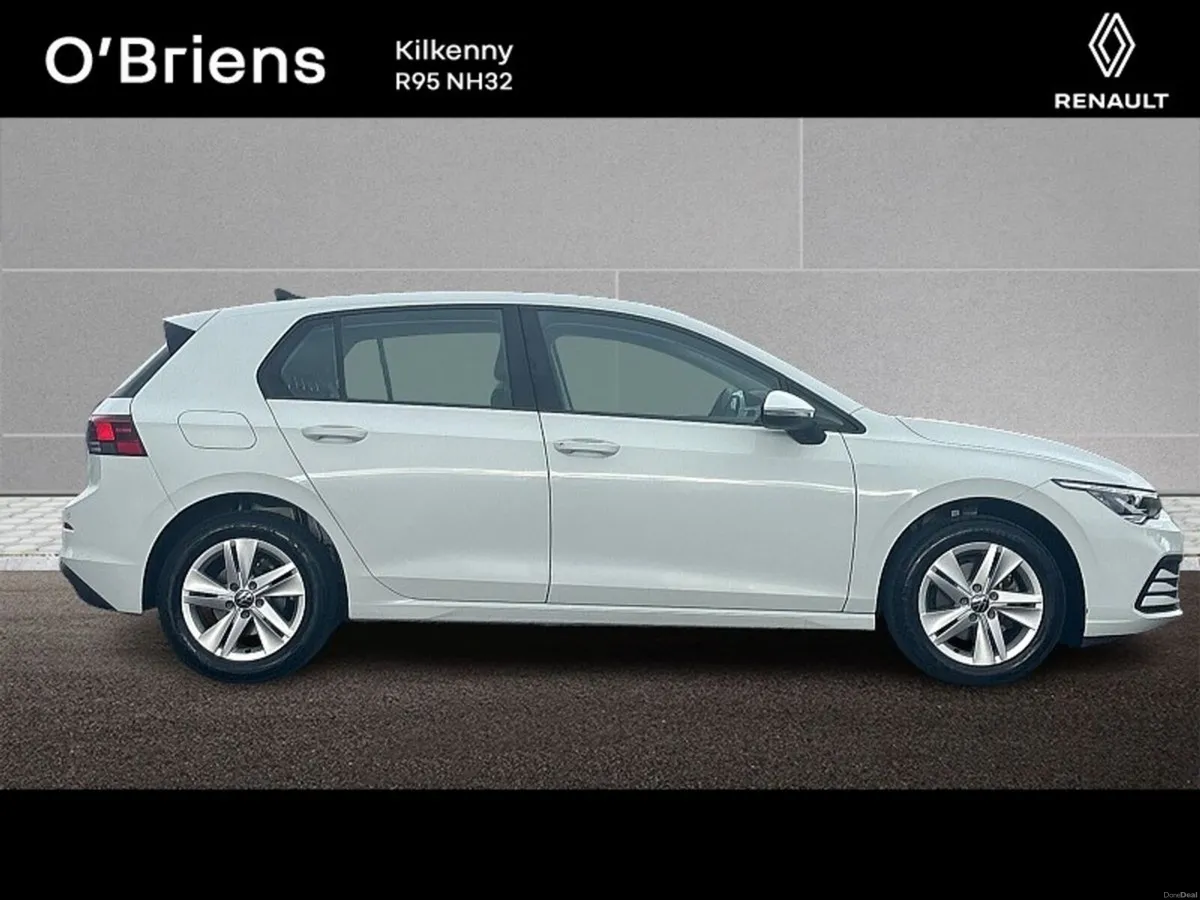 Volkswagen Golf 1.0 TSI 110HP Life 1 OWNER - PRIST - Image 6
