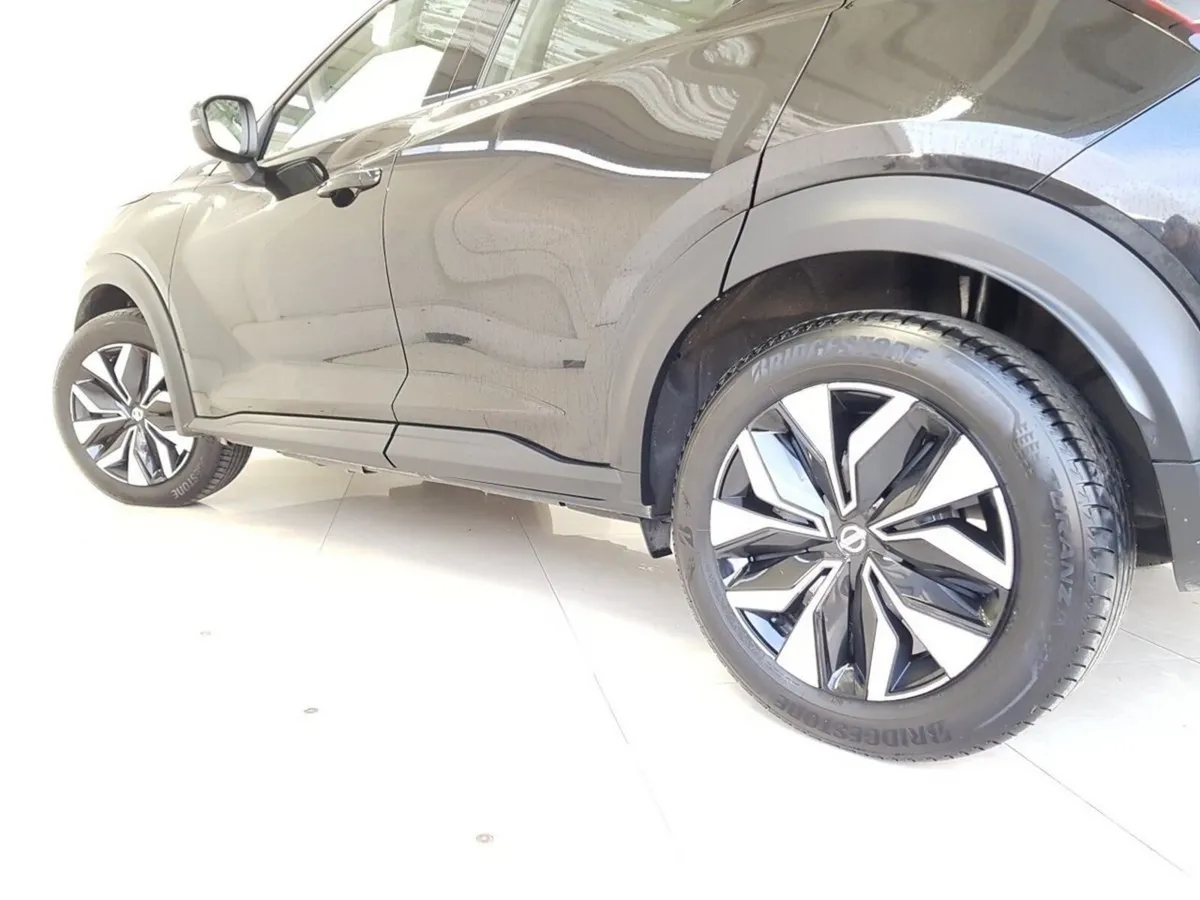 Nissan Juke 1.0T PET 2WD SV €2000 scrappage offer - Image 5