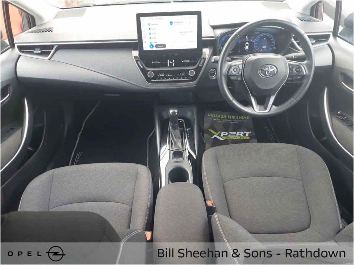 Toyota Corolla 1.8 Hybrid Luna Saloon - Image 6