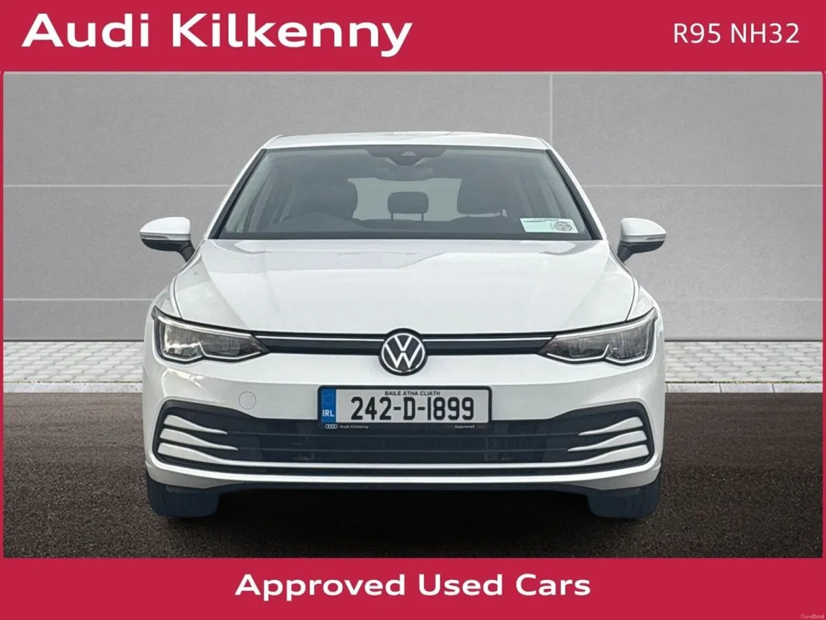 Volkswagen Golf 1.0 TSI 110HP Life - Image 2