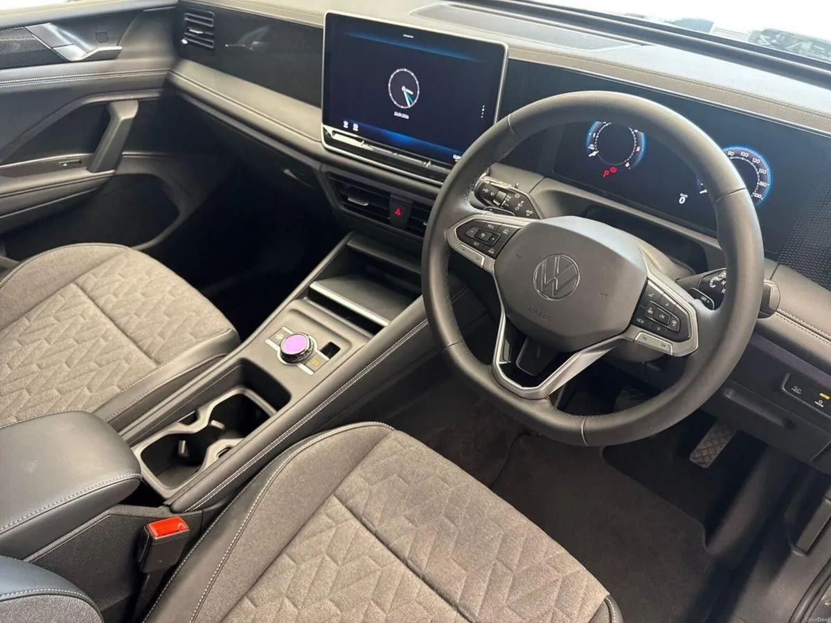 Volkswagen Tiguan 2.0TDI LIFE DSG *JUST ARRIVED* € - Image 6