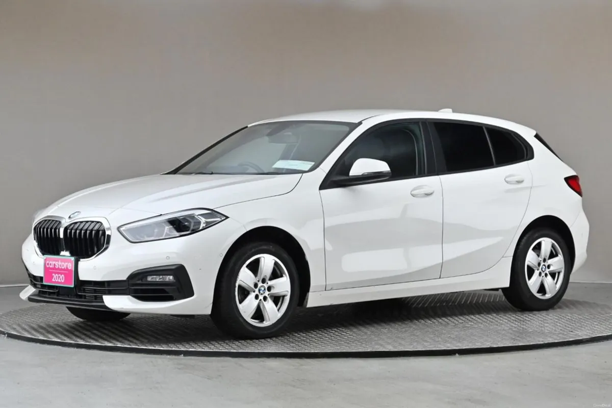 BMW 1-Series 118i AUTO **PARK SENSORS**REVERSE CAM - Image 4