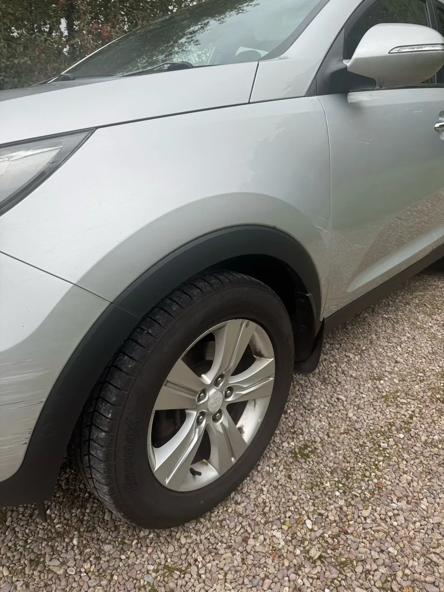 2011 Kia Sportage – Silver - Image 5