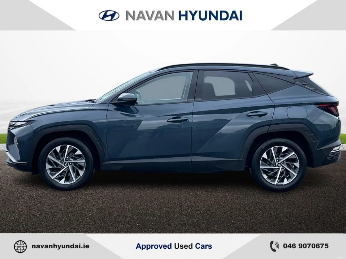Hyundai Tucson 2WD Executive *4.9% APR!**COST-EFFE - Image 4