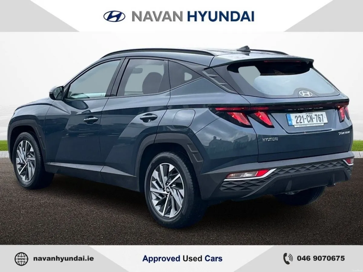 Hyundai Tucson 2WD Executive *4.9% APR!**COST-EFFE - Image 6