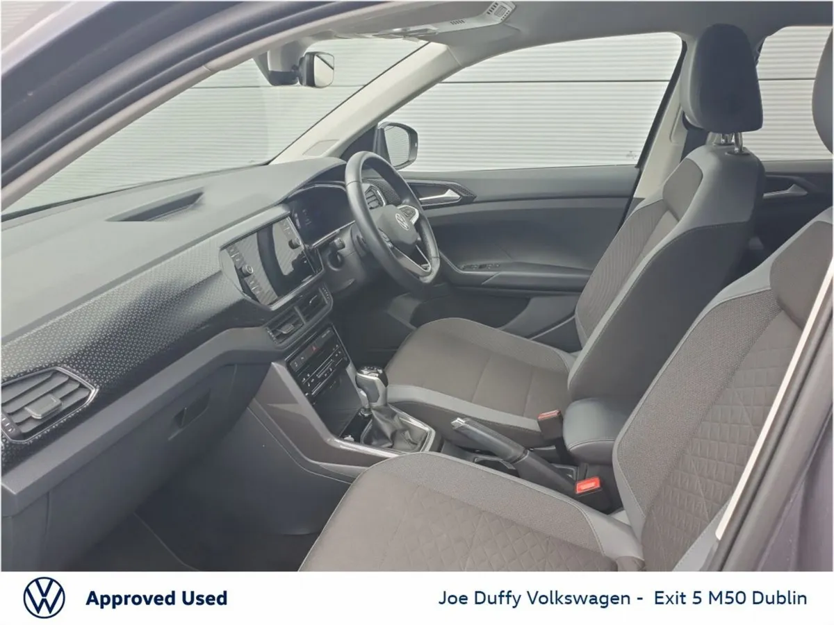 Volkswagen T-Cross R-Line 1.0 TSI D7F 115HP AUTO - Image 3