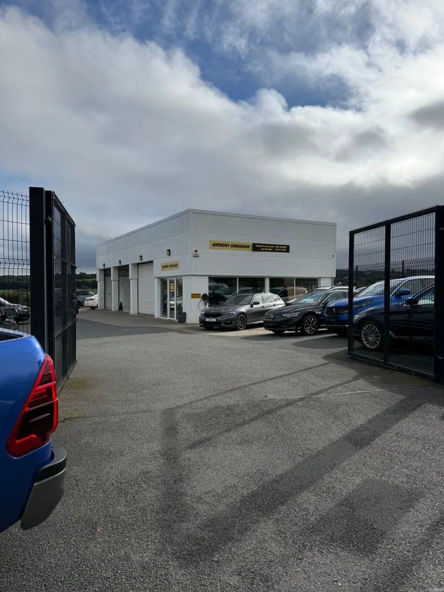 Volkswagen T-Roc 2023 1.5 Dsg R-Line PLus Auto - Image 1