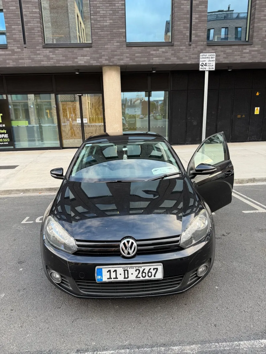 Volkswagen Golf TDI 1.6 2011 - Image 1
