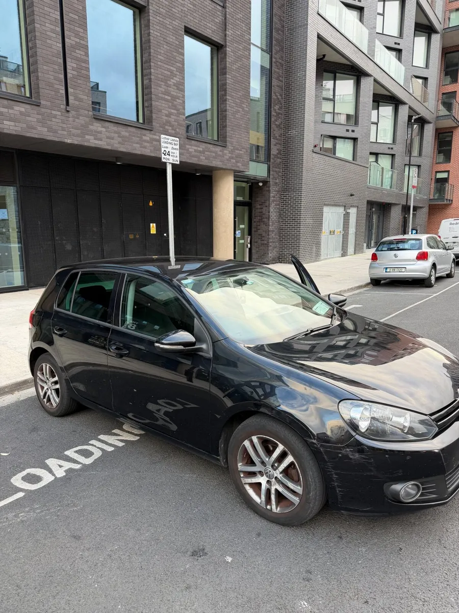 Volkswagen Golf TDI 1.6 2011 - Image 6