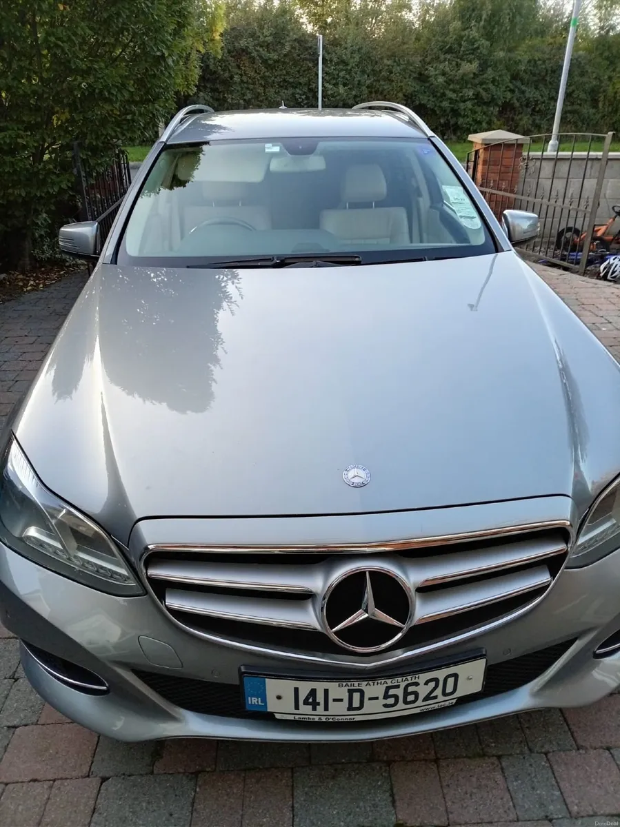 *2014 Mercedes-Benz E220 Estate – 7 Seater – Diese - Image 4