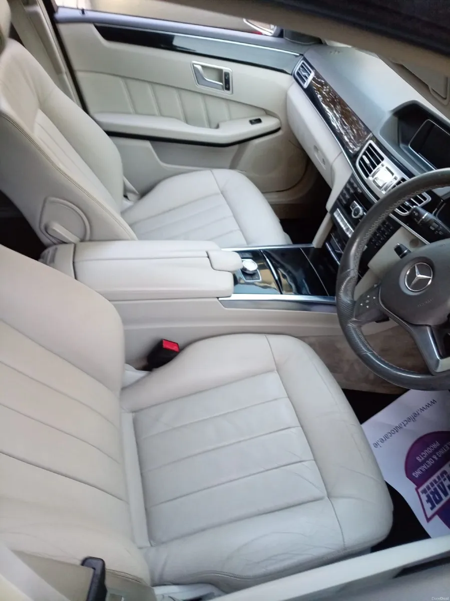*2014 Mercedes-Benz E220 Estate – 7 Seater – Diese - Image 6