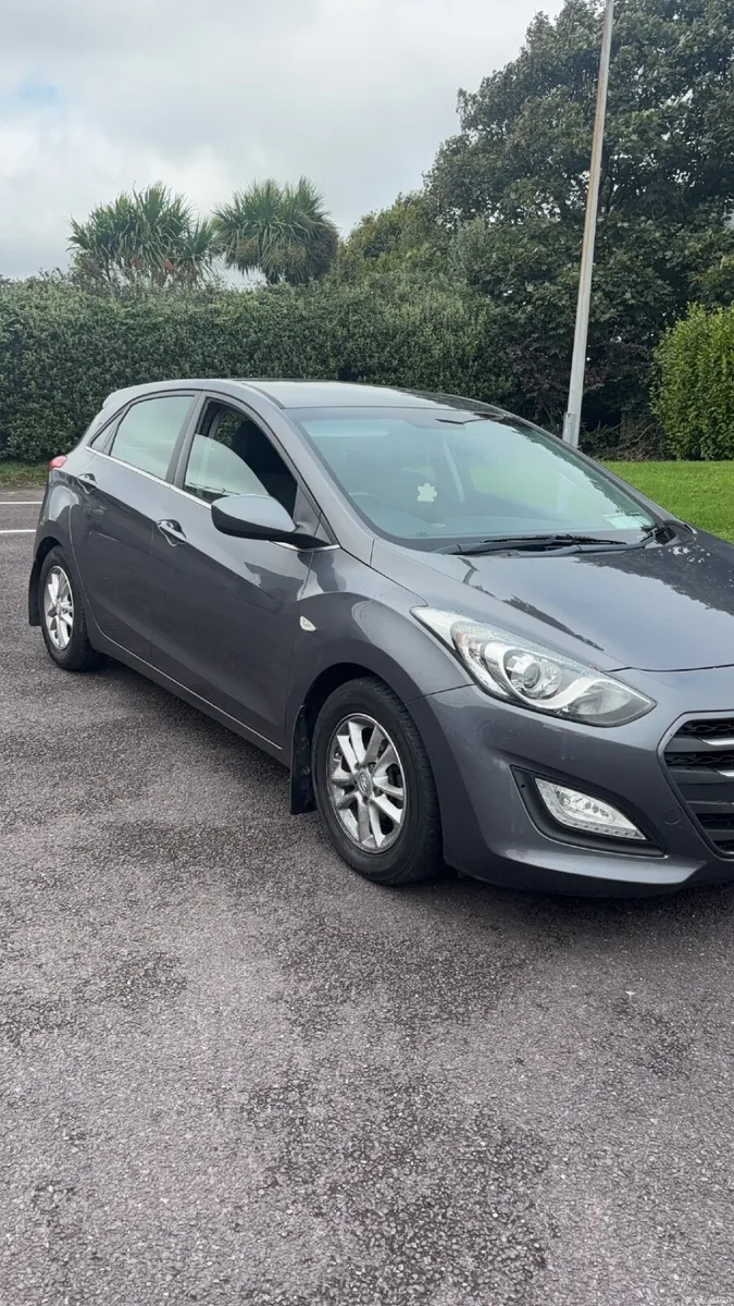 Hyundai i30 2015 - Image 2