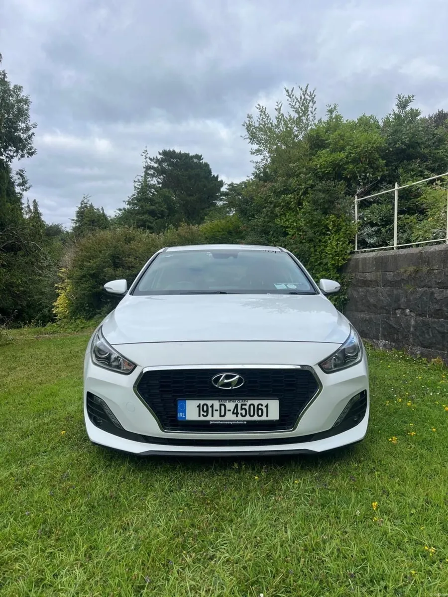 Hyundai i30 2019 automatic perfect condition - Image 5