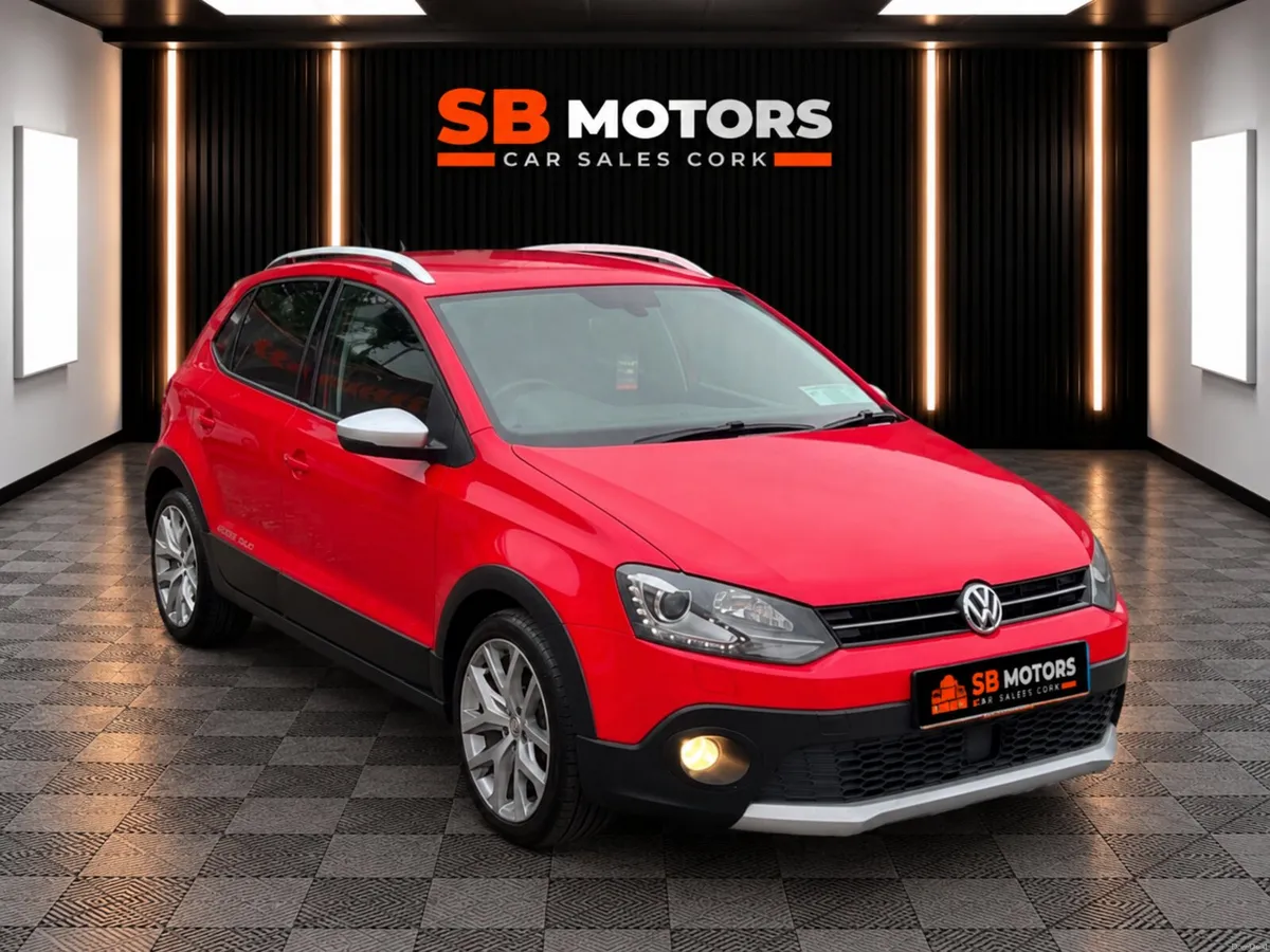 2016 (162) VOLKSWAGEN POLO CROSS 1.2TSI AUTOMATIC - Image 1
