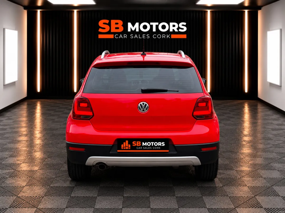 2016 (162) VOLKSWAGEN POLO CROSS 1.2TSI AUTOMATIC - Image 4