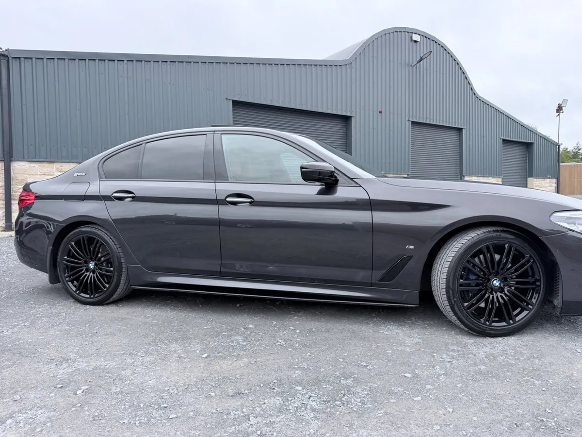 BMW 530e G30 172’ M SPORT PHEV FULLY LOADED - Image 6