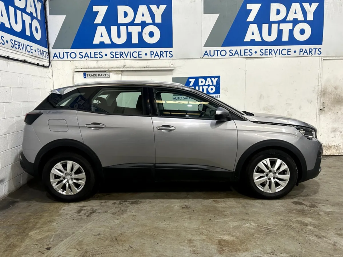 Peugeot 3008 1.2 ACTIVE 130 AUTO AUTOMATIC 4DR - Image 3