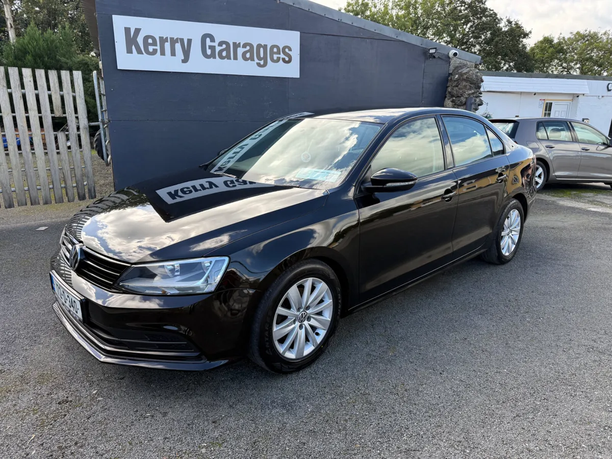 2017 Volkswagen Jetta 2.0 TDI - Image 1