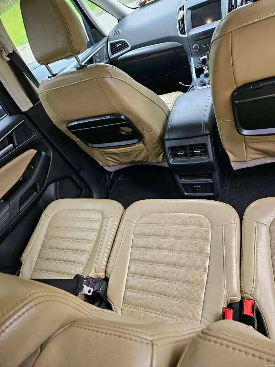 Ford Galaxy Titanium - Image 4