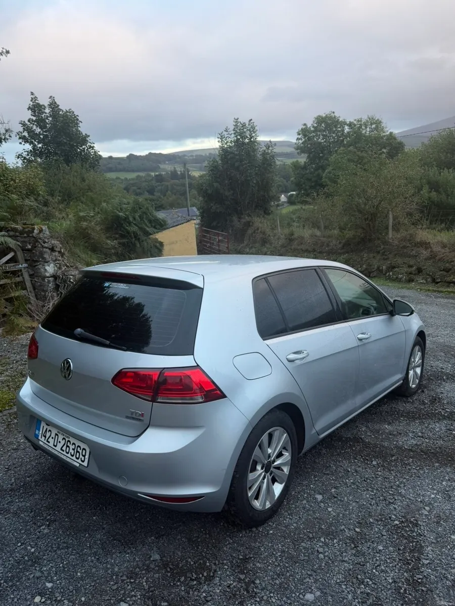 Volkswagen Golf - Image 4