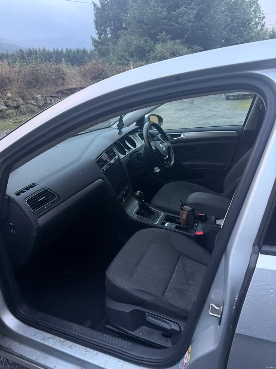 Volkswagen Golf - Image 6