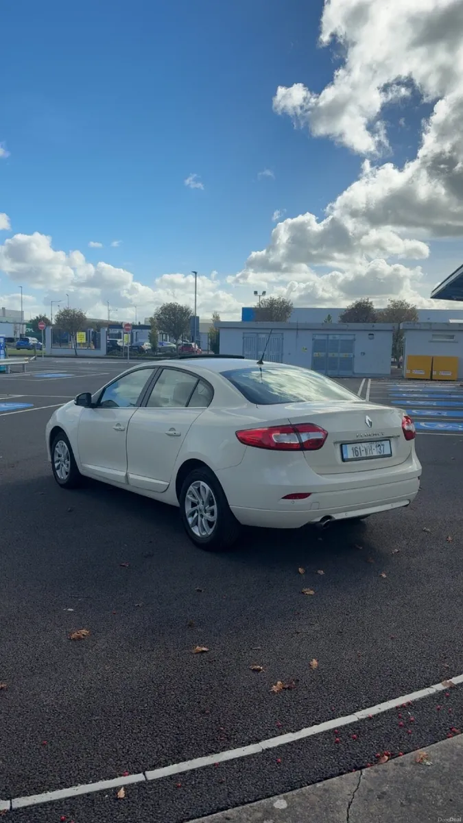 Renault Fluence 2016 - Image 6